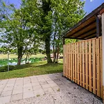 アパート View Mobile Homes With Thermal Riviera Tickets In Terme Catez チャテジ・オプ・サヴィ