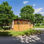 View Mobile Homes With Thermal Riviera Tickets In Terme Catez アパート