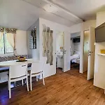 アパート View Mobile Homes With Thermal Riviera Tickets In Terme Catez