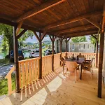 View Mobile Homes With Thermal Riviera Tickets In Terme Catez アパート *